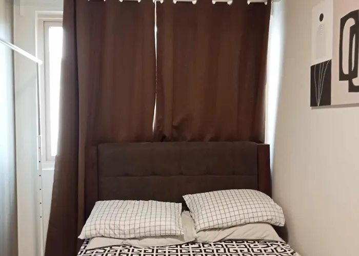 Apartment Free Wi-fi Luxurious Haven By The Bay - 2br Near Moa Picc Ccp